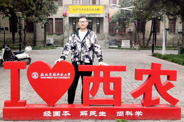 da7bde517ab94d5ab7fe99a3f955241d.jpg 胡万佳竖版 - 副本.jpg